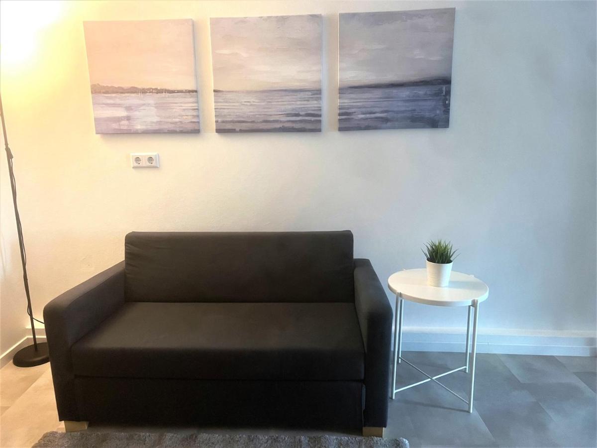 Moeblierte 3 Zimmer Apartment - Mit Smart Tv, Wlan Und Kostenfreie Parkplaetze Schloß Holte-Stukenbrock 外观 照片